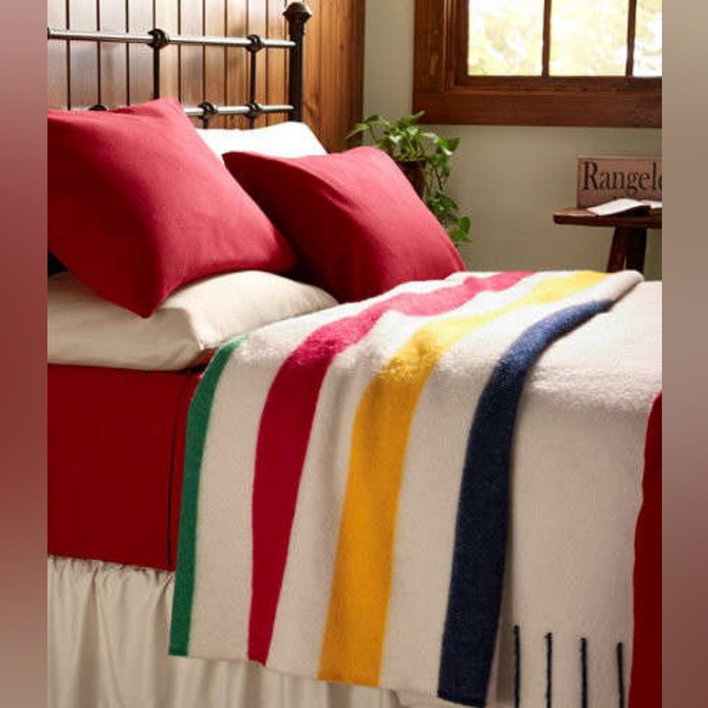 HBC Stripes Blanket Hudson’s Bay 6 Points Queen Size 100% Wool New with Tag - Picture 6 of 8